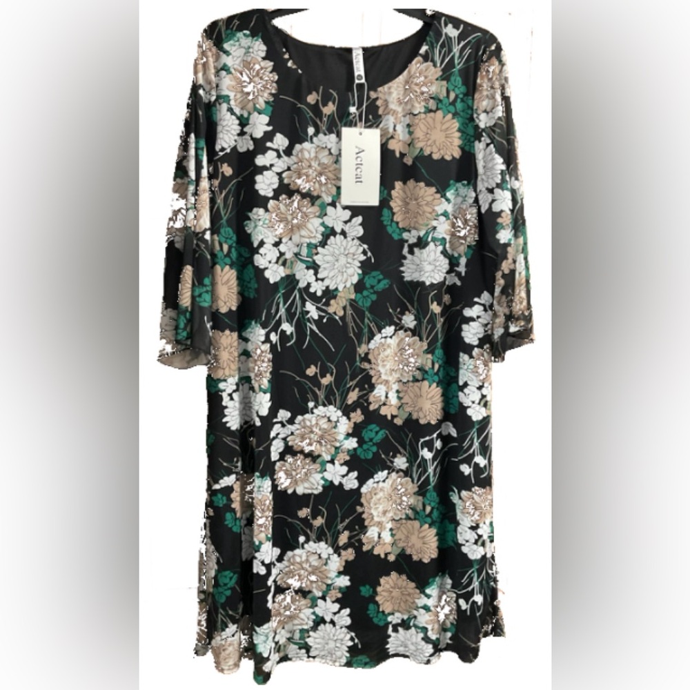 NWT Casual Crewneck Mesh Panel Split See Through 1/2 Sleeve Loose Floral Tunic